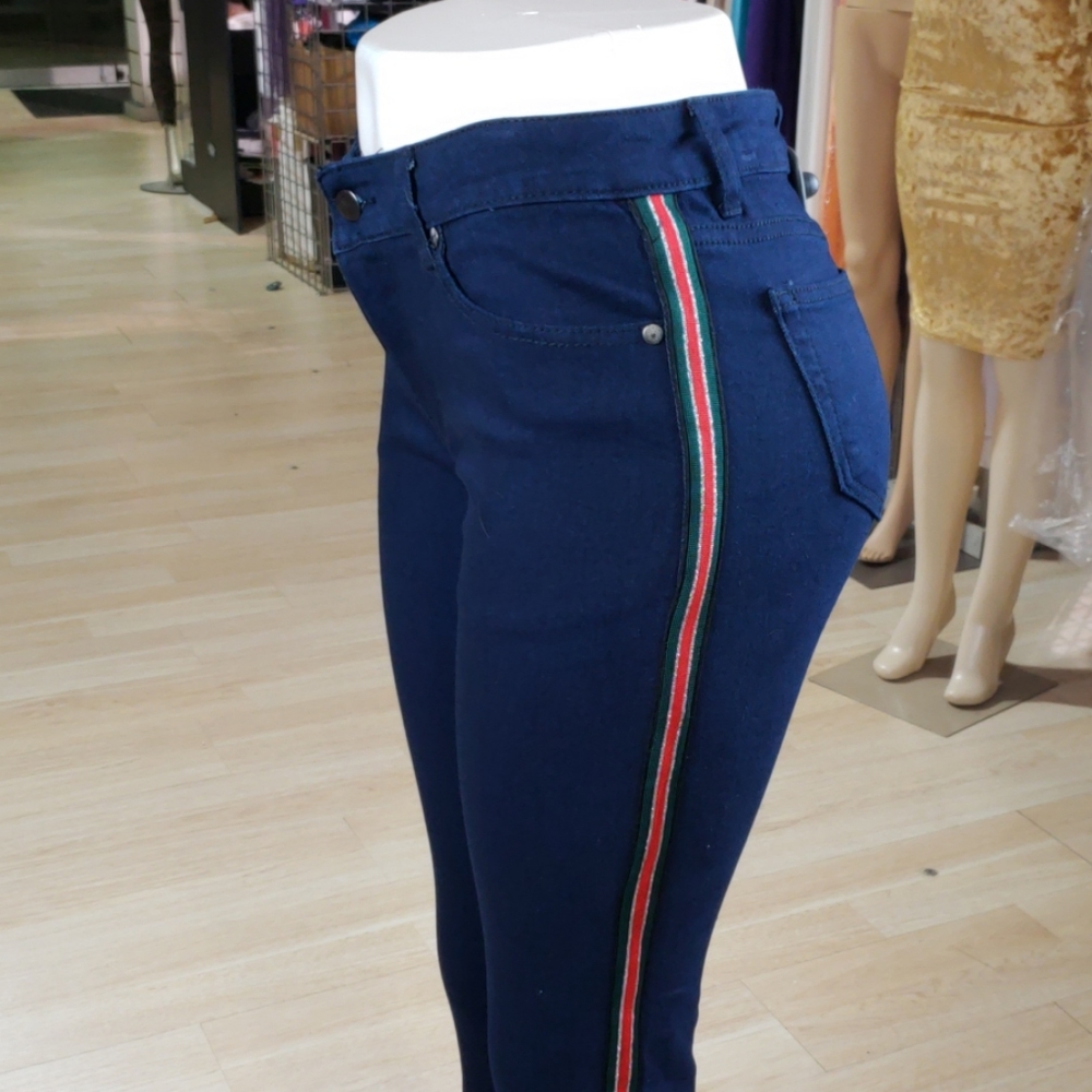 Jeans - Picture 4 of 4